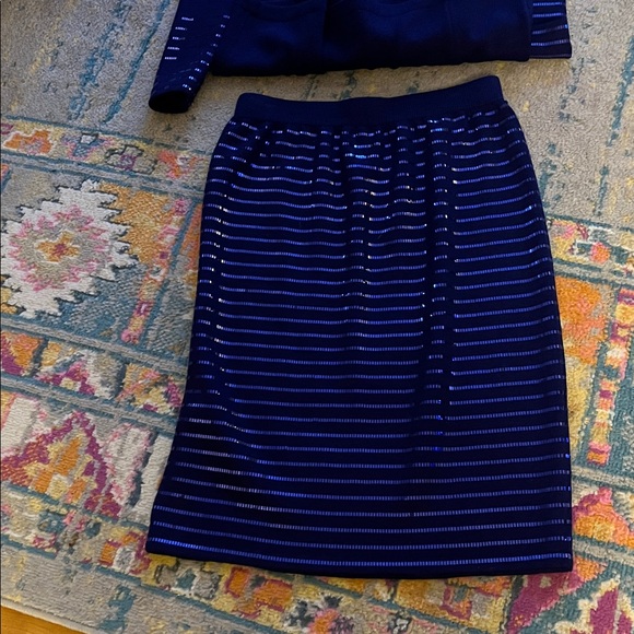 St. John new 2 piece suit, blue/purple, size 8, made in USA, sparkly skirt! - Picture 16 of 17